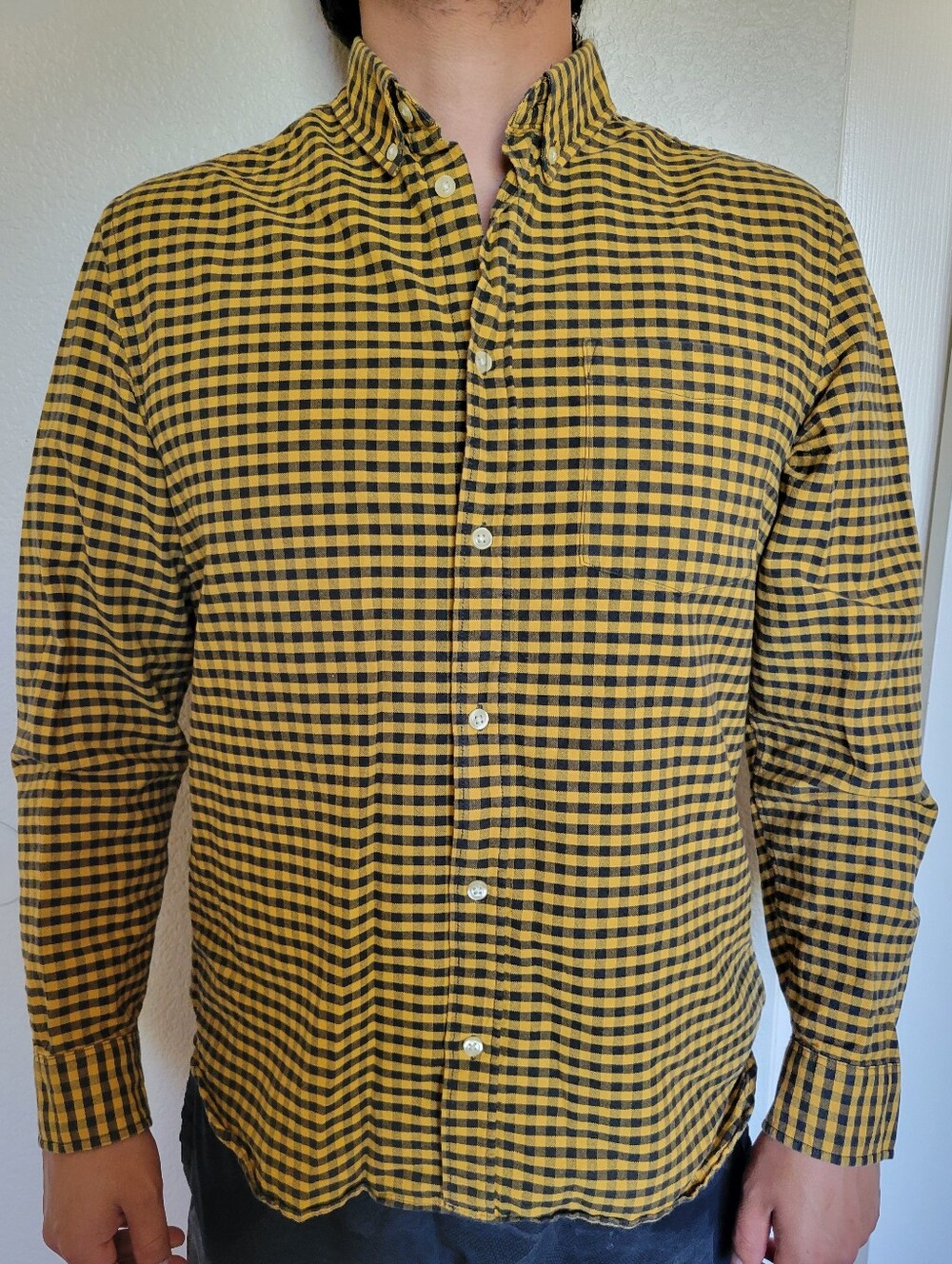 H&M Yellow and Black Gingham Button-Down Shirt Size L